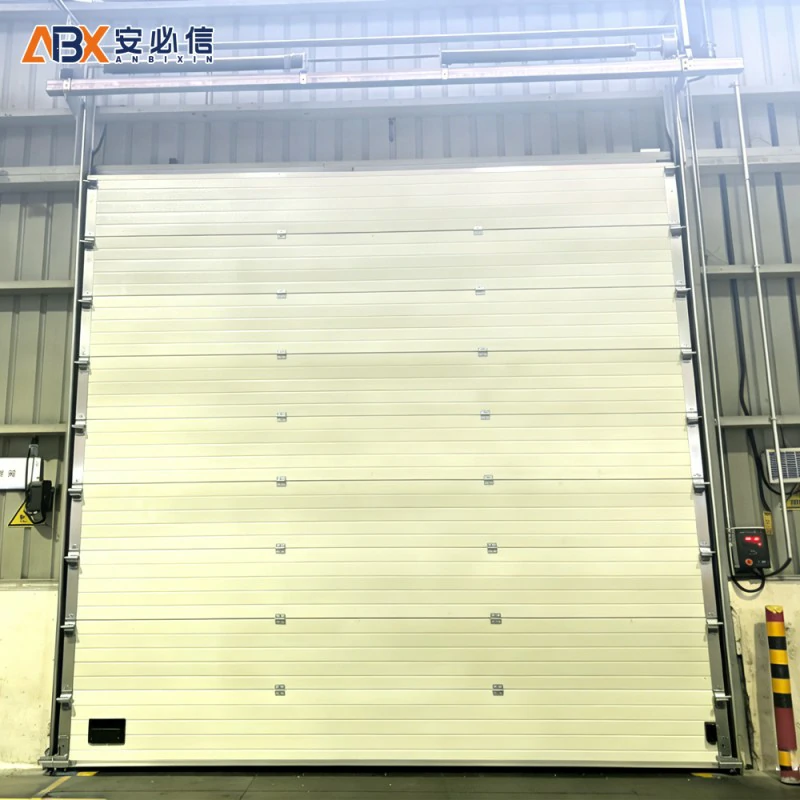 六安分节式滑升门